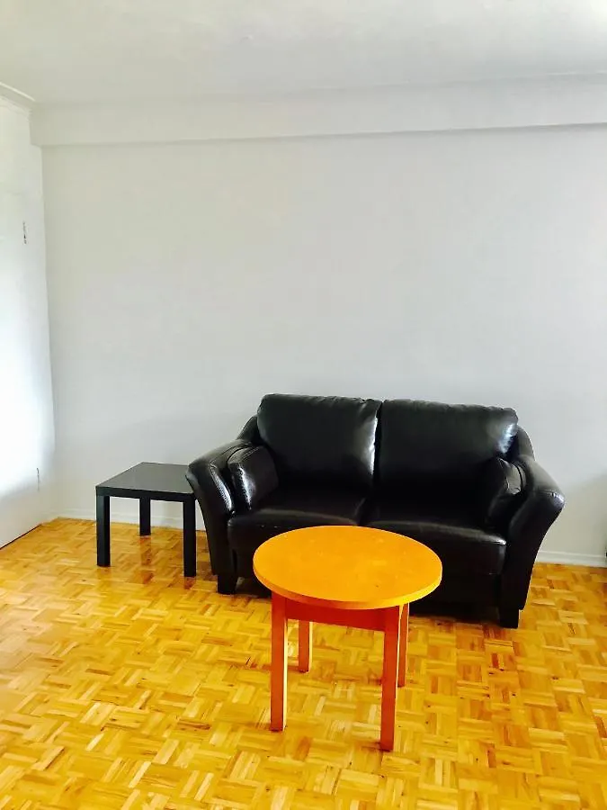 Stylish Montreal Apartment: Comfortable Stay In The Golden Square Mile Διαμέρισμα