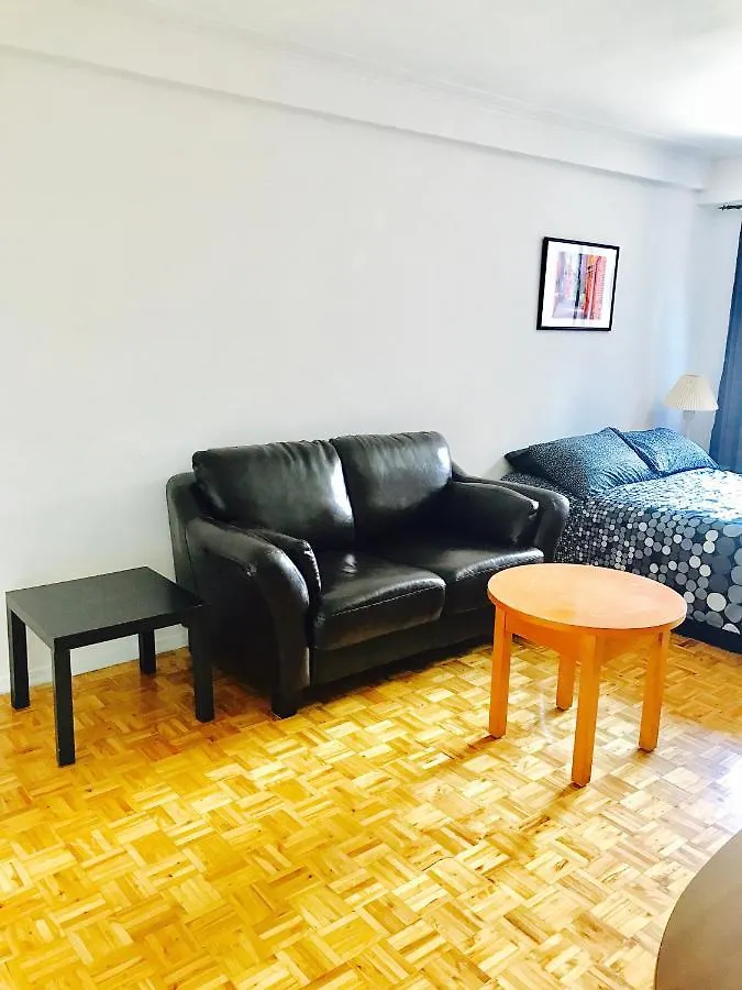 Stylish Montreal Apartment: Comfortable Stay In The Golden Square Mile 加拿大